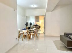 Hillcrest Arcadia (D11), Condominium #559255171